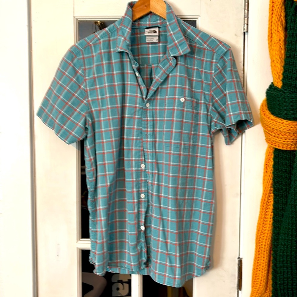 The North Face men’s sz Med teal orange short sleeve casual shirt